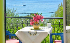 Alex-Giannis Apartments, Barbati